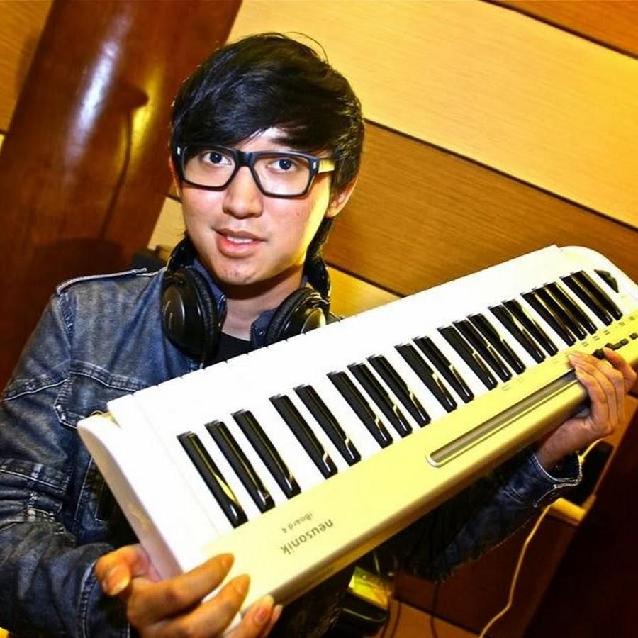 youtube.com/ekagputra