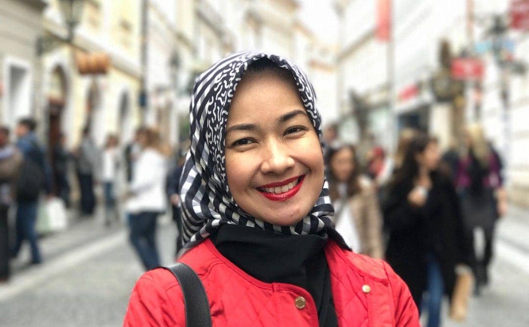 10 Potret Alya Rohali, Mantan Puteri Indonesia yang Awet Muda Pisan ...