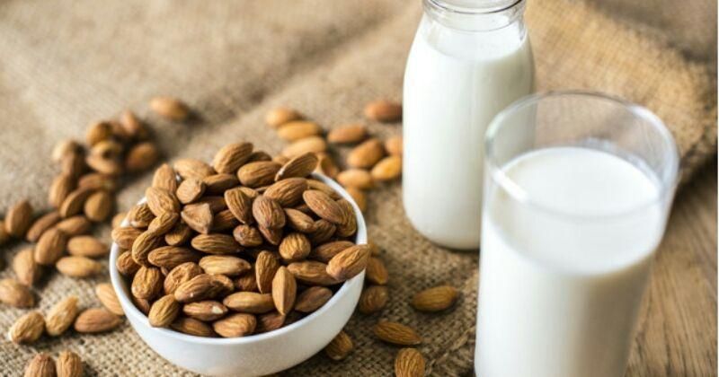 11 Manfaat Susu Almond untuk Ibu Hamil yang Wajib Diketahui