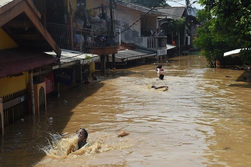 Cililitan Terendam Banjir hingga 1,2 Meter, Tertinggi di Jakarta
