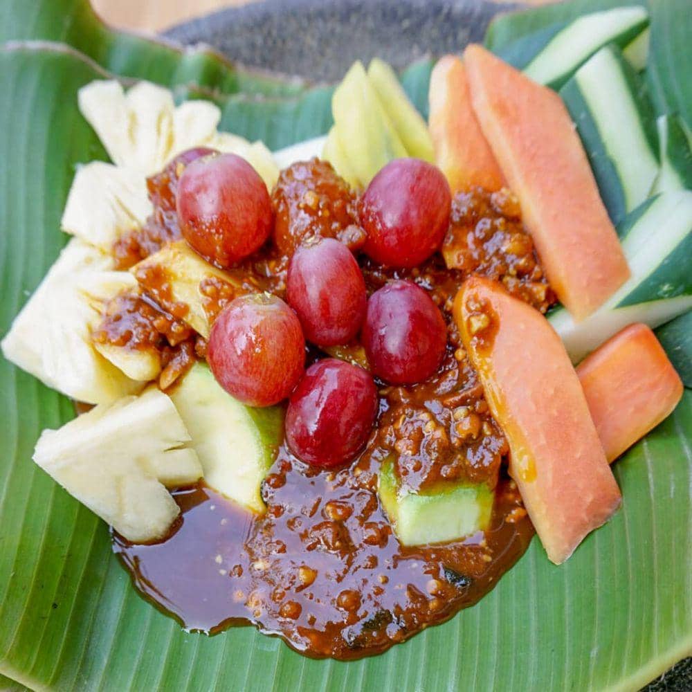 7 Resep Rujak Khas Indonesia Ini Nikmat dan Mudah Banget Bikinnya | IDN ...