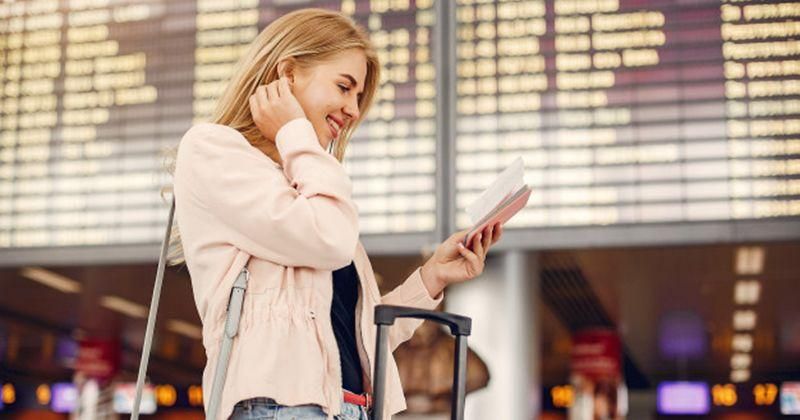 7 Tips Menyusui dengan Aman dan Nyaman di Pesawat
