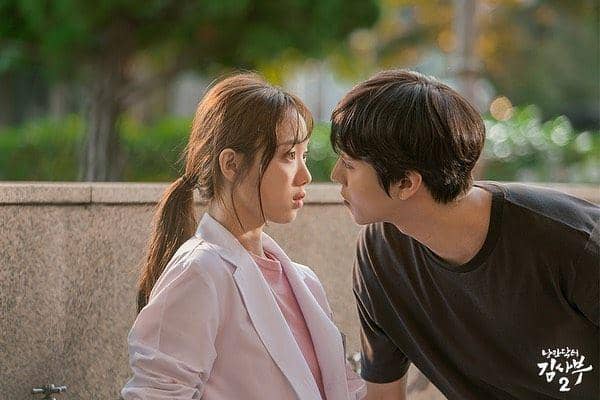Baper Maksimal! 10 Potret Eun Jae & Woo Jin di Romantic Doctor Ki | IDN