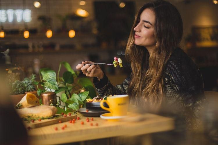 5 Cara Mengatur Keuangan untuk Makan qgar Tidak Boros