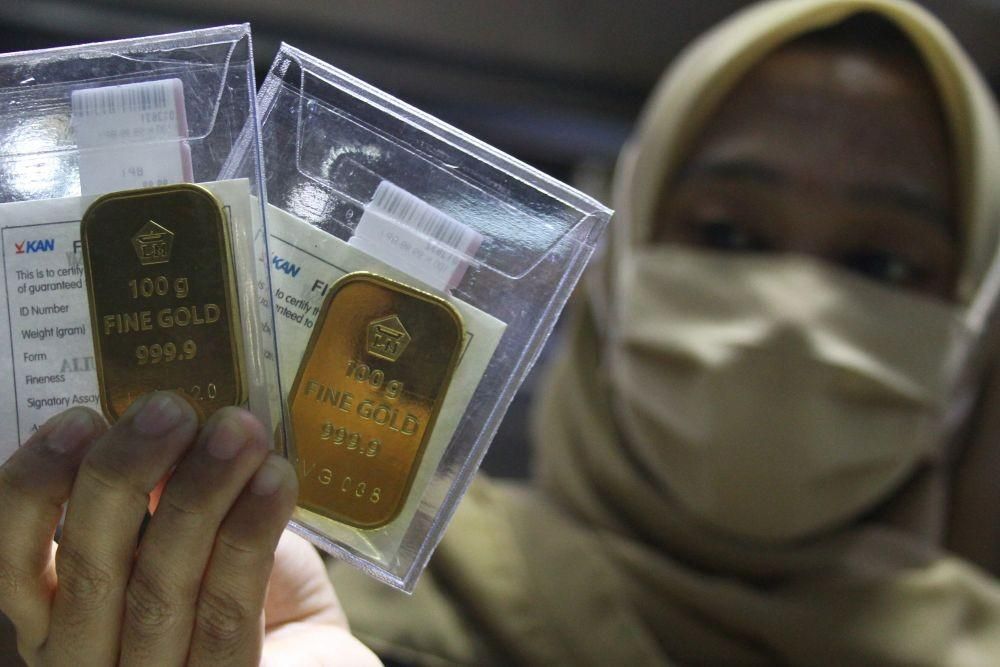 Harga Emas Turun Rp7 Ribu di 7.7, Mau Beli?