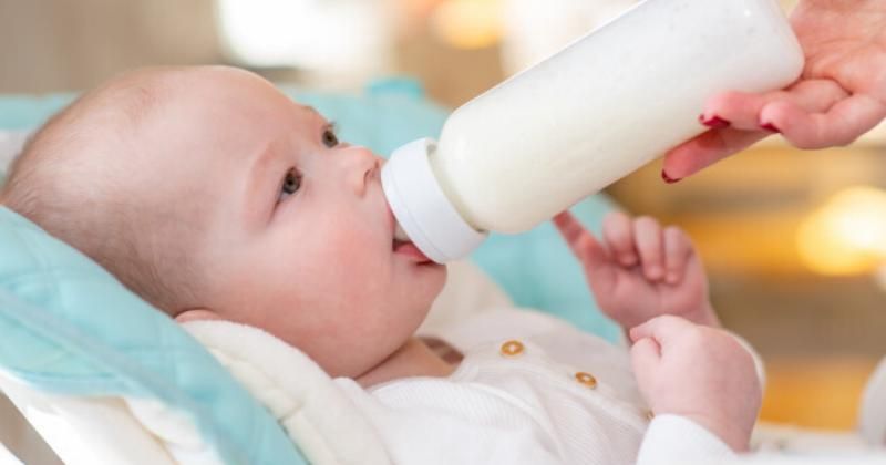 11 Rekomendasi Botol Bayi Bebas BPA, Aman untuk si Kecil