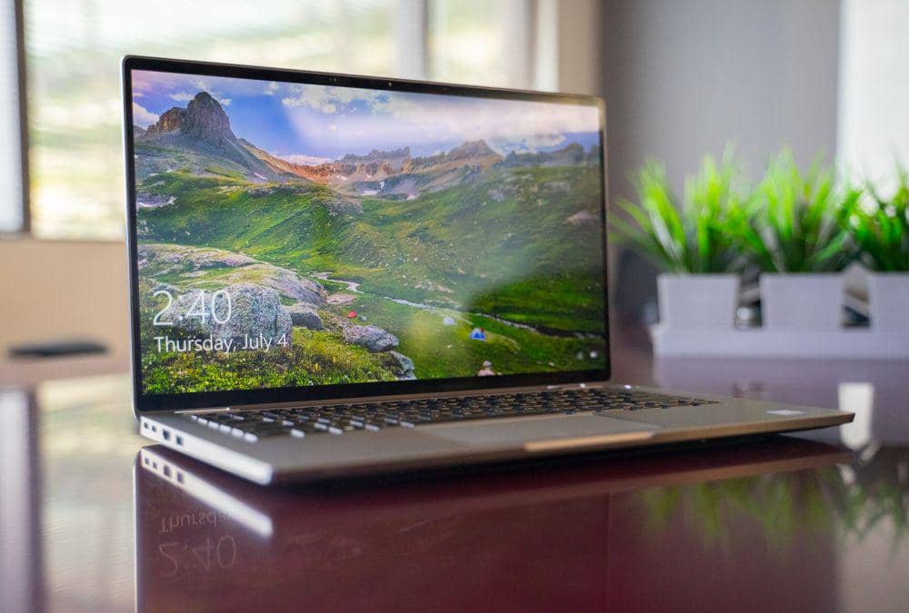 5 Rekomendasi Laptop dengan Konektivitas 4G LTE | IDN Times