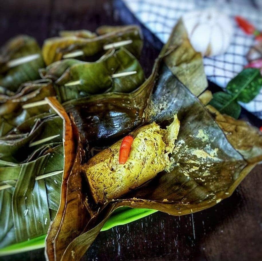 Resep Botok Ati Ampela Pedas, Cocok untuk Lauk Makan Siang | IDN Times