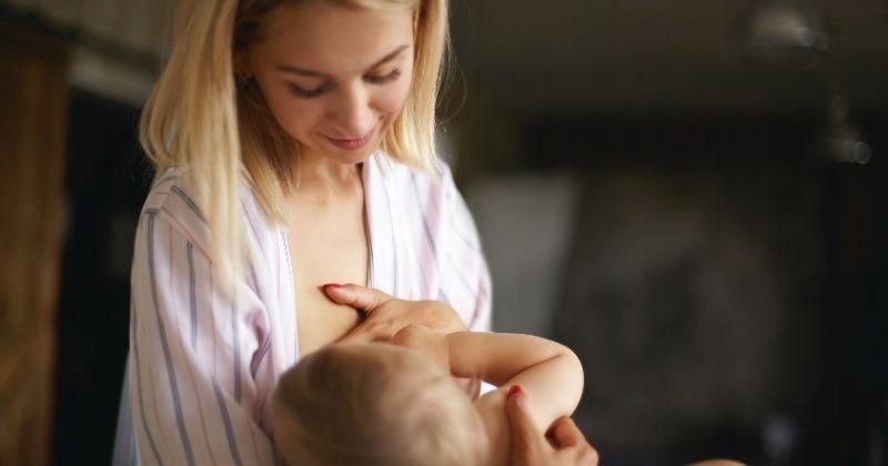 17 Arti Mimpi Menyusui Bayi, Pertanda Baik atau Buruk Ya?