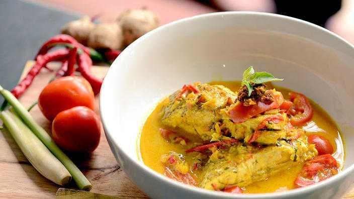 Resep Ikan Kuah Kuning Khas Maluku | IDN Times