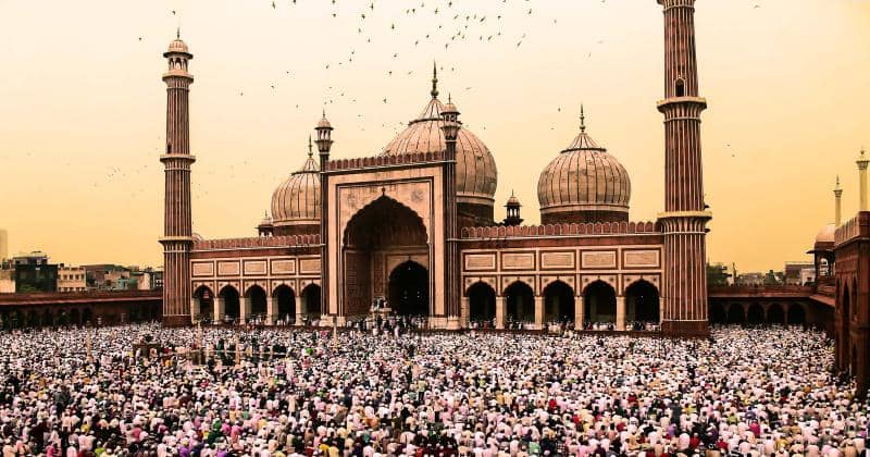 Hadis Raya 7 Amalan Sunah Beserta Hadis tentang Hari Raya Idul Fitri | Popmama.com