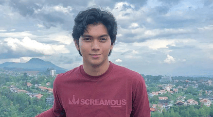 10 Potret Ajil Ditto, Siap Curi Hati Prilly di I Love You Si | IDN Times