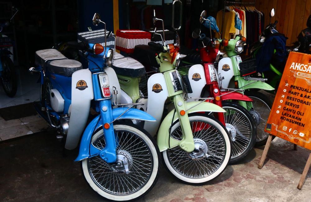 ilustrasi motor klasik (IDN Times/Alfi Ramadana)