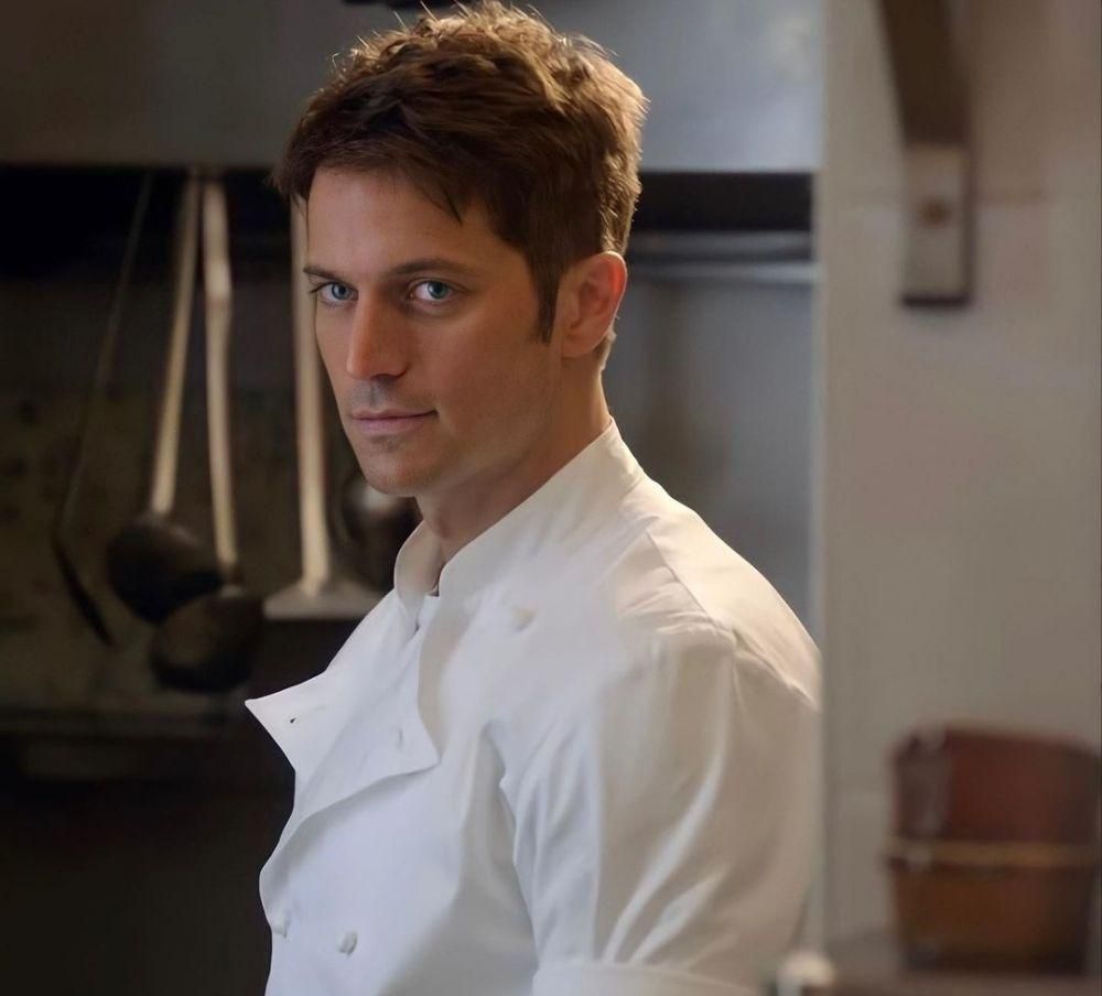 Lucas Bravo (instagram.com/lucasnbravo)