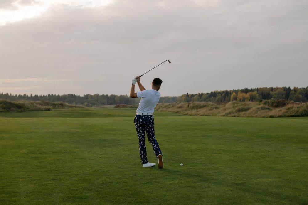 ilustrasi golf (pexels.com/cottonbro)