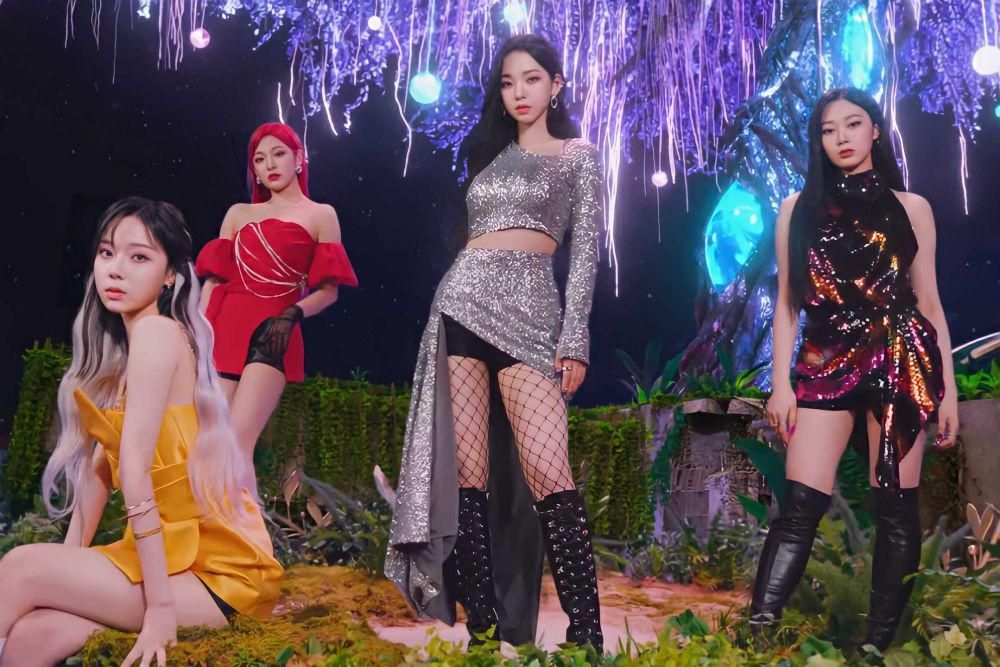 MV aespa - "Next Level" (dok. SMTOWN/"Next Level")