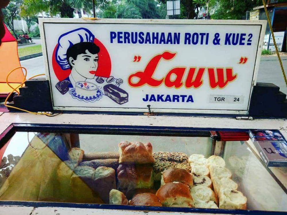 Roti Laun 5 Fakta Roti Lauw, Roti Legendaris Langganan Istana | IDN Times