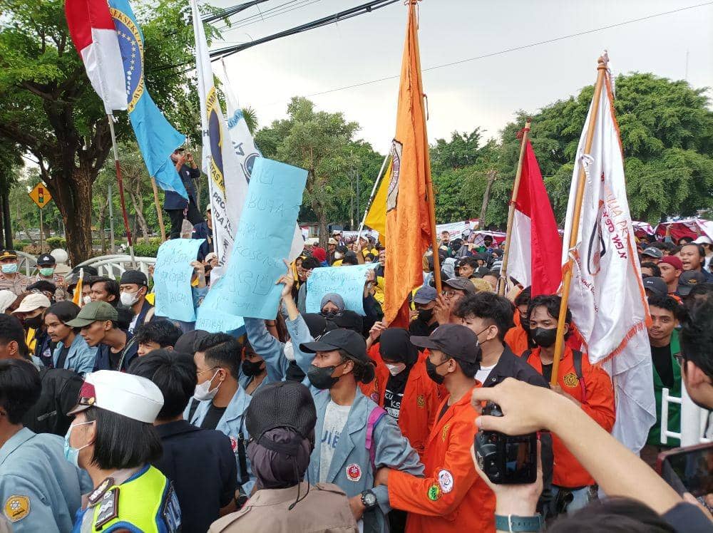 Mahasiswa Gelar Aksi Damai