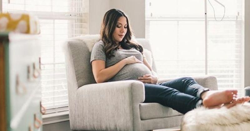 Apakah Bayi di Kandungan Bisa Merasakan Elusan Mama? Ini Faktanya