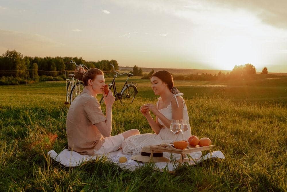 Tema First Date 9 Ide First Date Anti-mainstream yang Wajib Kamu Coba | Popbela.com