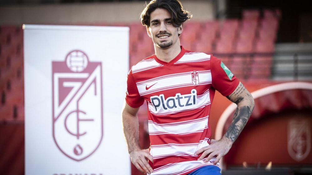 5 Pemain Granada Habis Kontrak 21/22, Bagaimana Nasibnya? | IDN Times