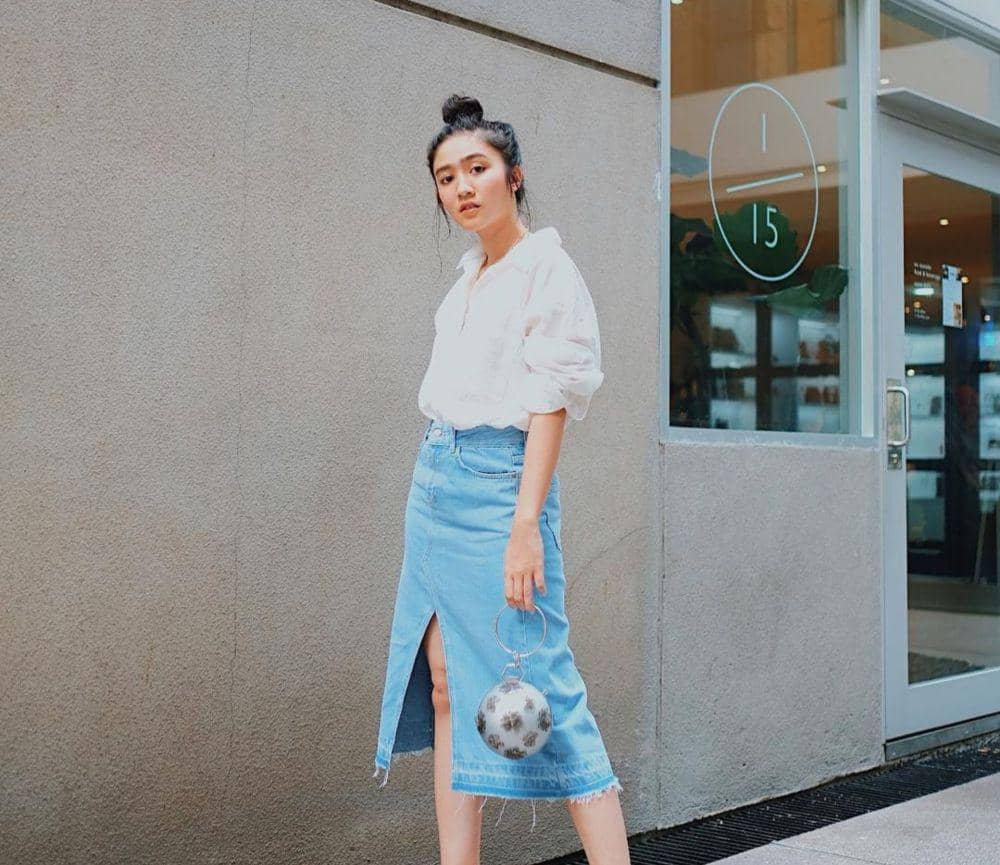 11 Model Rambut Hair Bun ala Artis Indonesia, Cocok di Acara | IDN ...