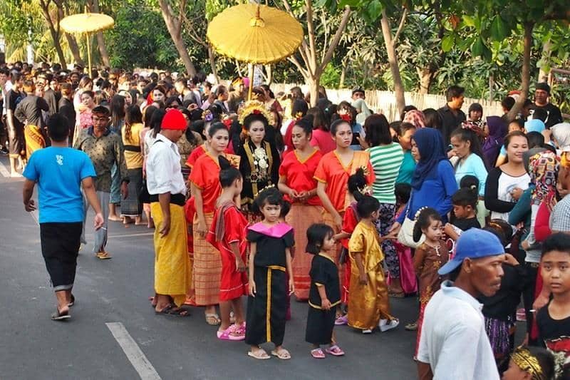 Tradisi Nyongkolan (Foto: Warta NTB)