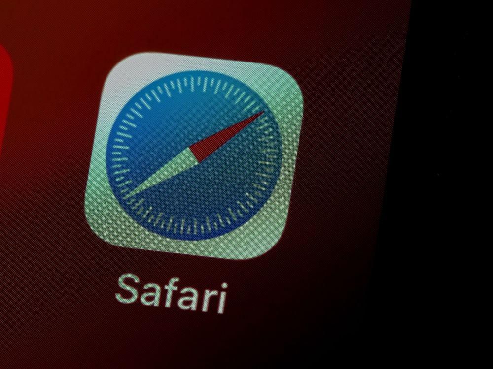 ilustrasi Safari browser (unsplash.com/Brett Jordan)