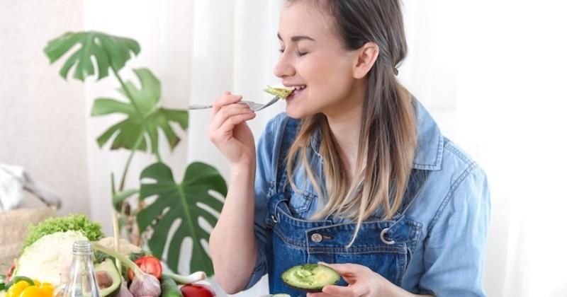 15 Makanan untuk Ibu Menyusui agar Bayi Cerdas dan Gemuk Sehat