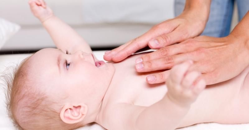 Bagian Tubuh Bayi yang Tidak Boleh Diolesi Minyak Telon, Bahaya!