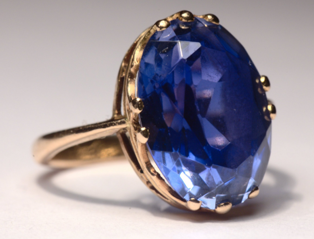 ilustrasi safir (commons.wikimedia.org/Stanislav Doronenko)