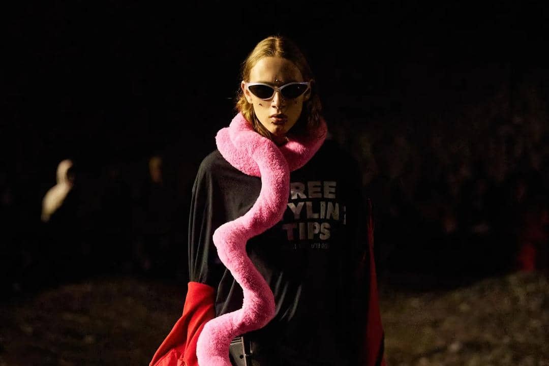 Spring Hal 2023 5 Hal Menarik di Fashion Show Balenciaga Spring/Summer 2023 | Popbela.com