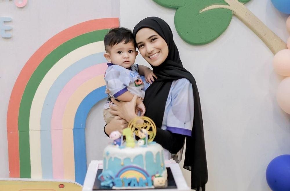 Yigitning dumbasining surati Samui Nara bilan Naruto jinsiy aloqa