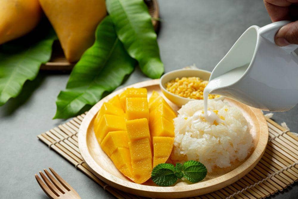 Resep Olahan Ketan Jadi Aneka Jajanan Kekinian yang Pulen | IDN Times