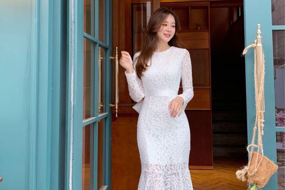 10 Dress Brokat Modern Model Ruffle, Simpel dan Elegan!