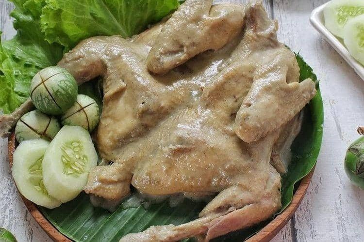 Resep Ayam Ingkung Jawa untuk Tasyakuran dan Tumpengan