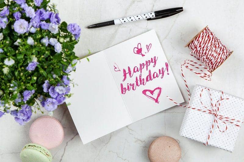 Contoh Card 25 Contoh Greeting Card Bahasa Inggris, Penuh Makna | IDN Times