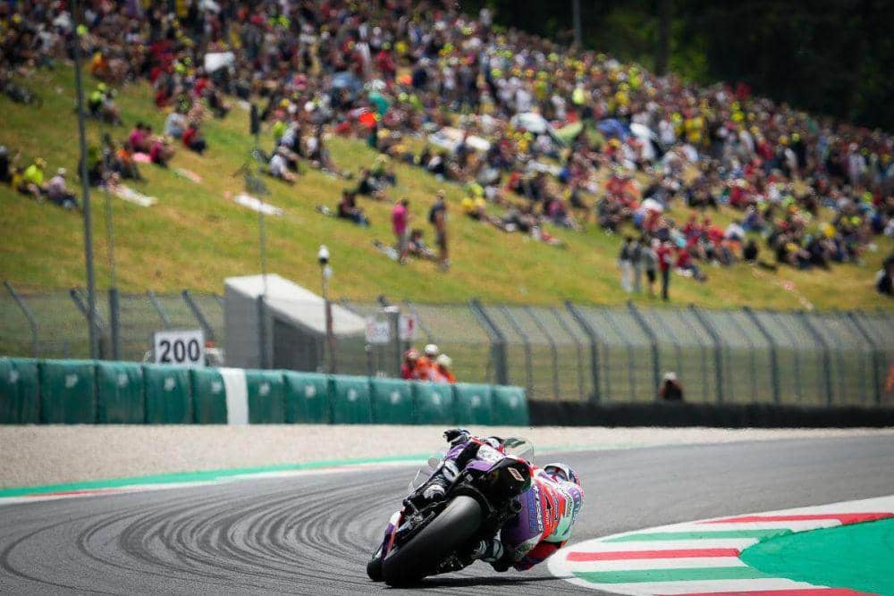 Rekor di Sirkuit Mugello, Martin Pegang Catatan Top Speed | IDN Times