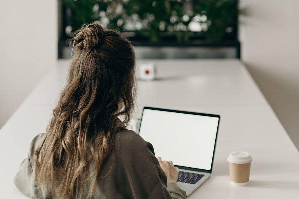 How To Use Pfa In Email Apa Itu PFA dalam Email? Ini Cara Menggunakan dan Manfaatnya | IDN Times