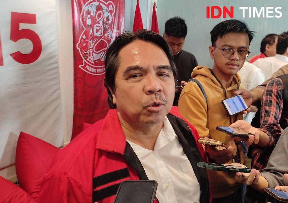Ade Armando Diangkat Jadi Komisaris Anak Usaha PLN
