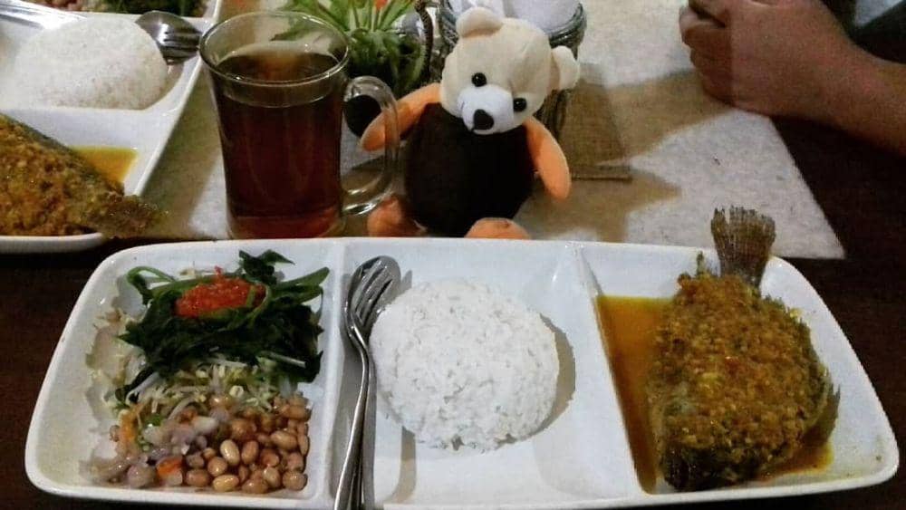 Mujair Nyatnyat di Warung Midori. (instagram.com/ miwi_traveler)