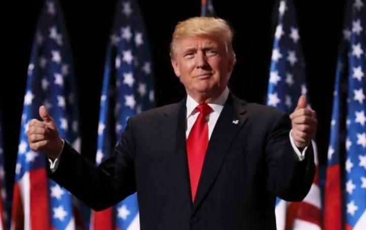 Trump Gugat Wall Street Journal karena Epstein, Tuntut Rp162,9 Triliun