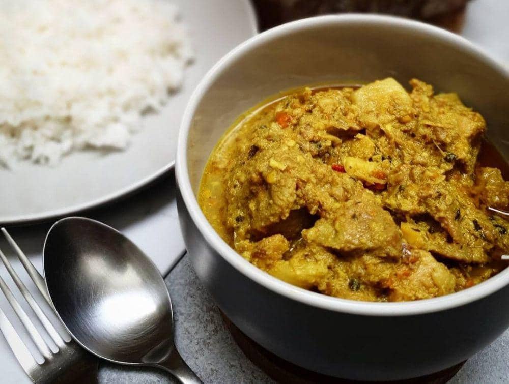 Resep Babi Rica Kuning dan Cara Membuatnya | IDN Times