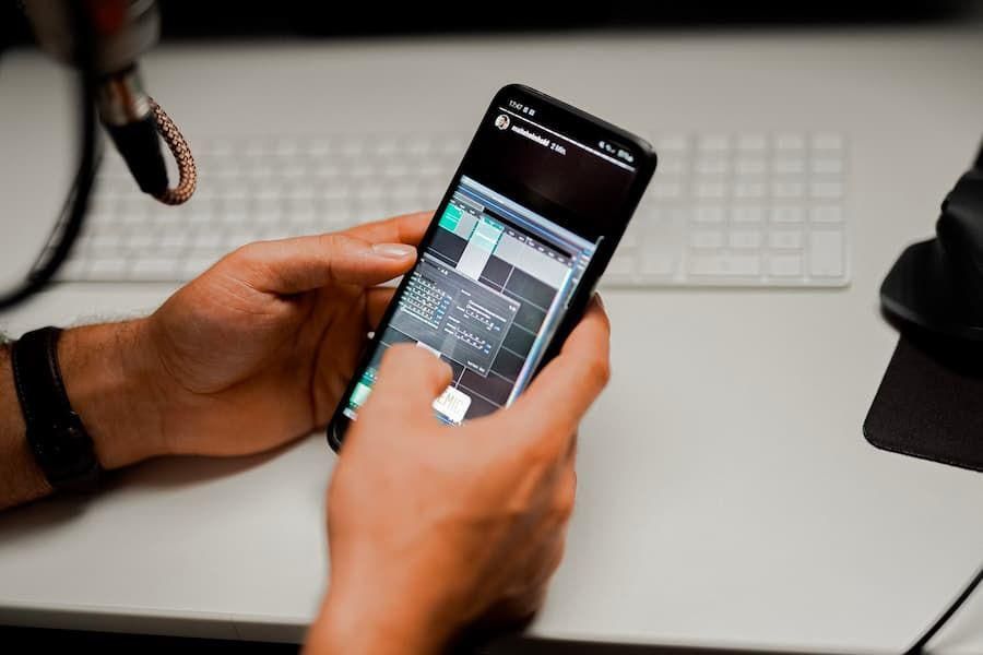 Cara Share Lirik Lagu YouTube Music ke IG Stories, Praktis!