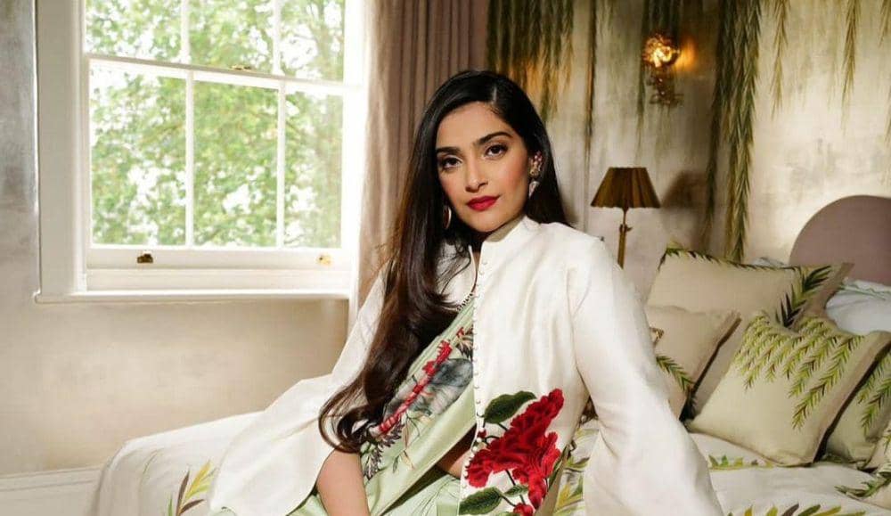 Idn Raj 7 Fakta Sonam Kapoor Bergabung dengan Yash Raj Films Talent | IDN Times