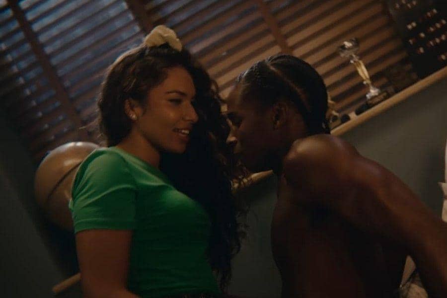 17 Serial Netflix Rating Dewasa, Banyak Adegan Panas! | IDN Times