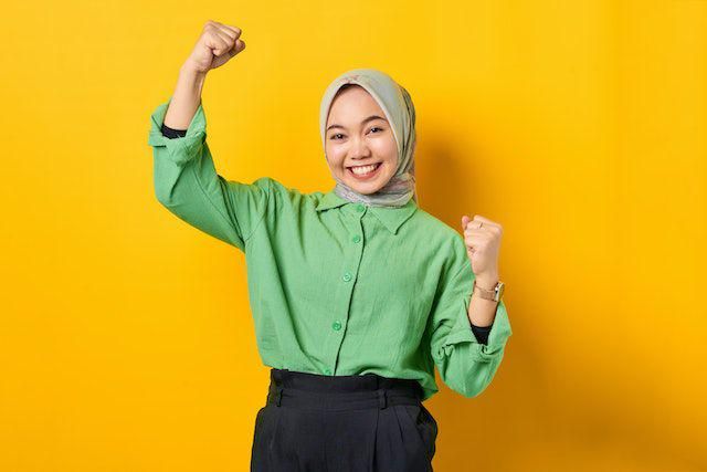 Merajut Masa Depan yang Seimbang: Sehat, Aman, dan Finansial Tangguh untuk Generasi Muda
