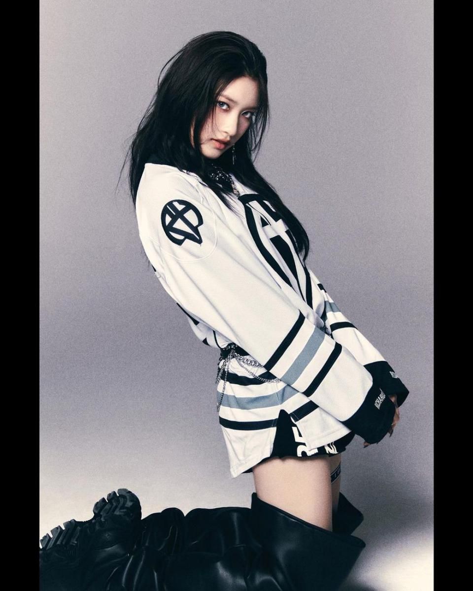 Leeseo IVE (instagram.com/ivestarship)