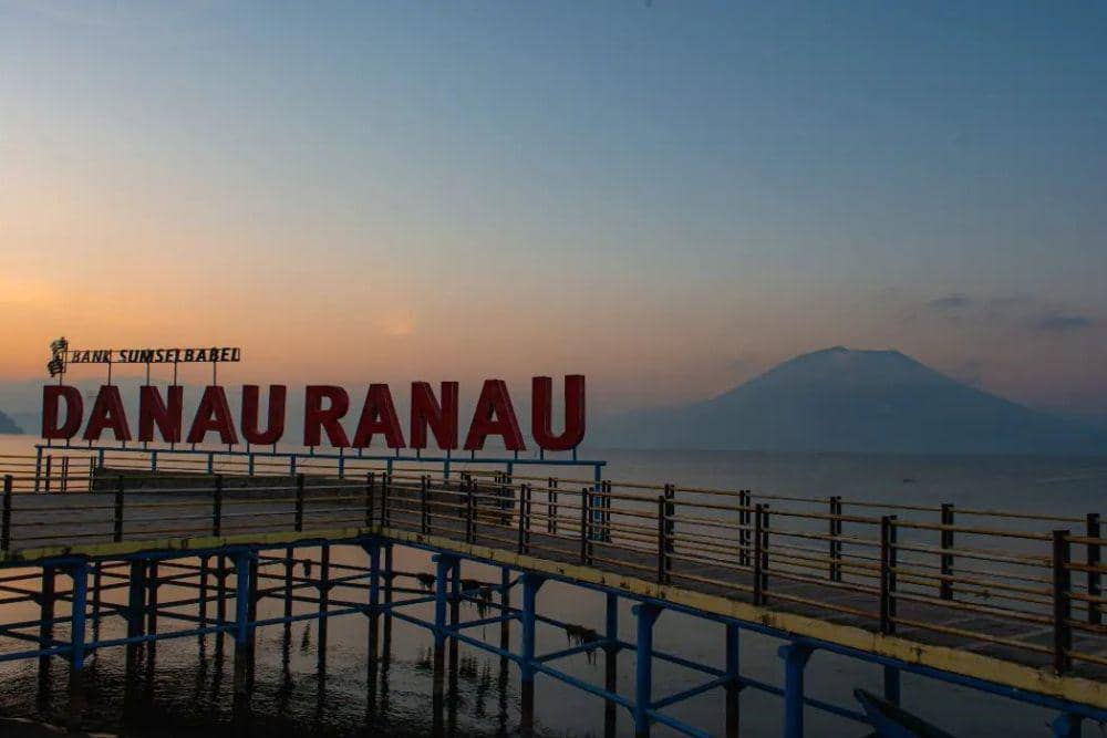 Wisata Danau Ranau: Lokasi, Rute, Harga Tiket, dan Tips | IDN Times