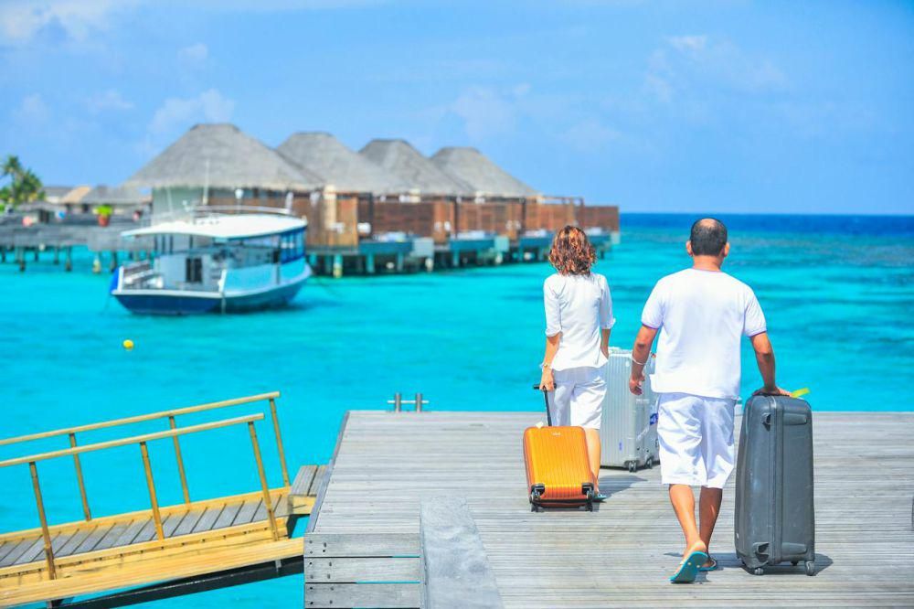 5 Destinasi Mirip Maldives yang Ada di Indonesia